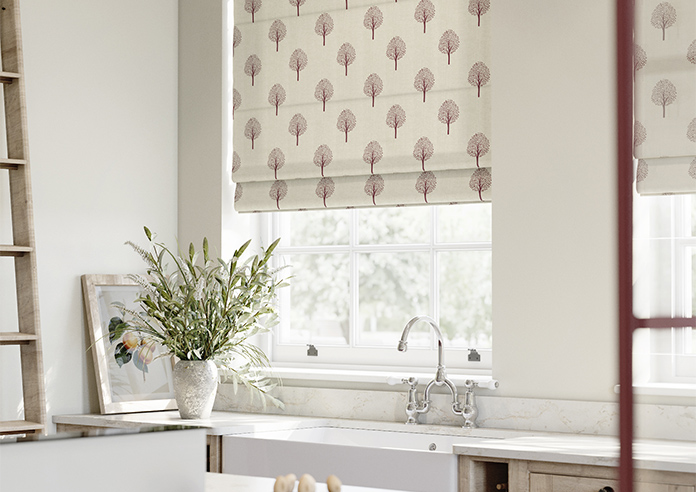 Emily Bond Yew Tree, Mulberry - Roman Blind - Image 5